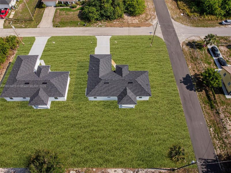 Image 33 of a home in . Image 33 of a home in .