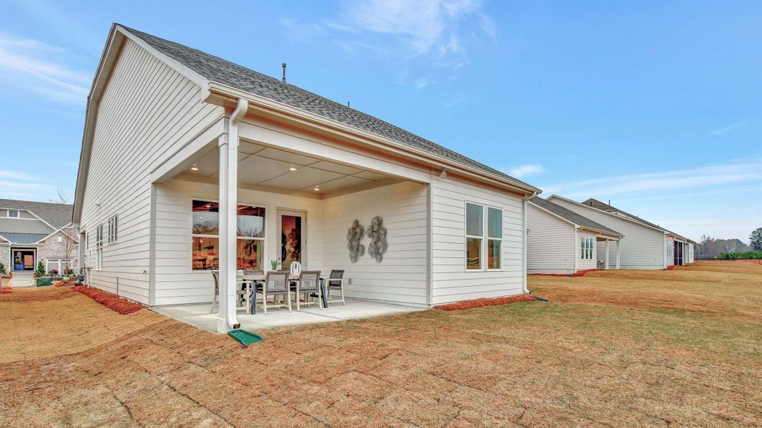 Lanai | Back Exterior | Model images from sister community Lanai | Back Exterior | Model images from sister community