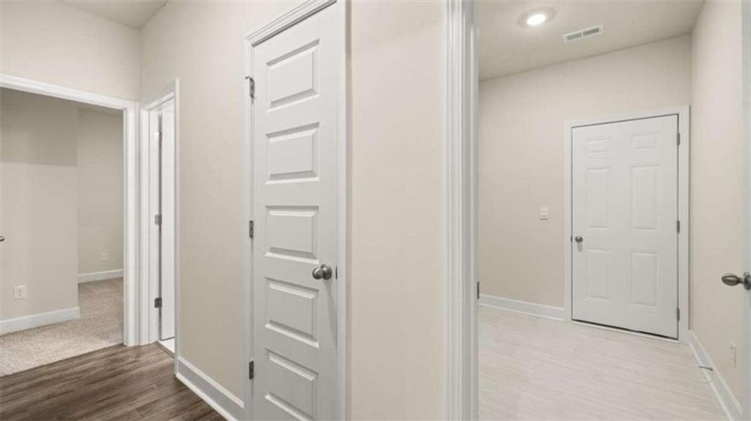 Spacious, unfurnished interior of a new home in Heritage Pointe, Senoia (Image 16). Spacious, unfurnished interior of a new home in Heritage Pointe, Senoia (Image 16).