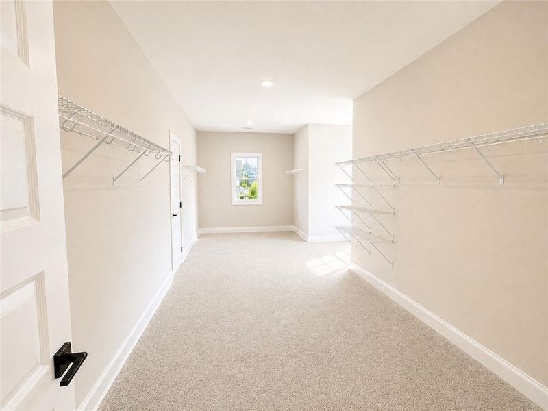 Spacious, unfurnished interior of a new home in , Jefferson (Image 54).