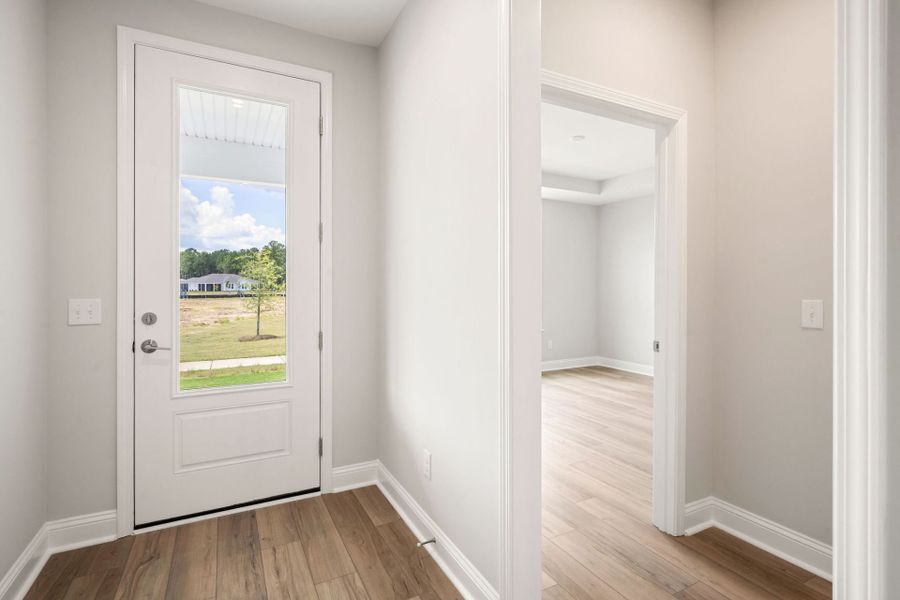Spacious, unfurnished interior of a new home in Sun City Hilton Head, Bluffton (Image 26).