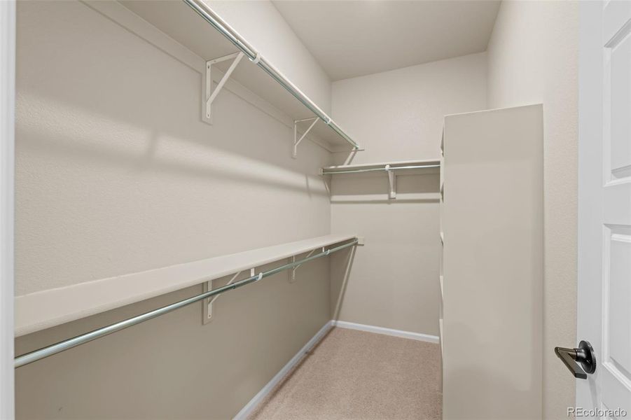 Spacious, unfurnished interior of a new home in Baseline, Broomfield (Image 33).