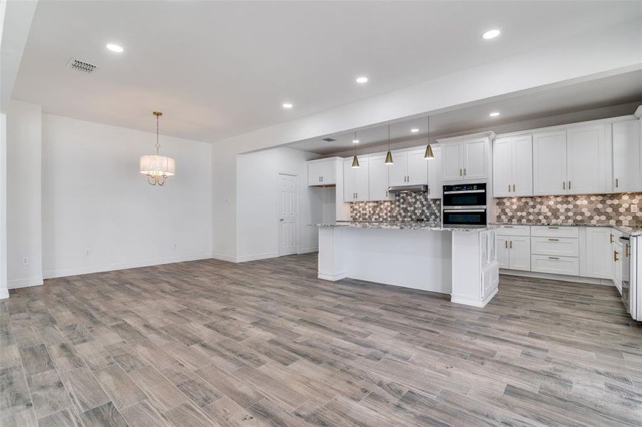 Spacious, unfurnished interior of a new home in , Mabank (Image 21).