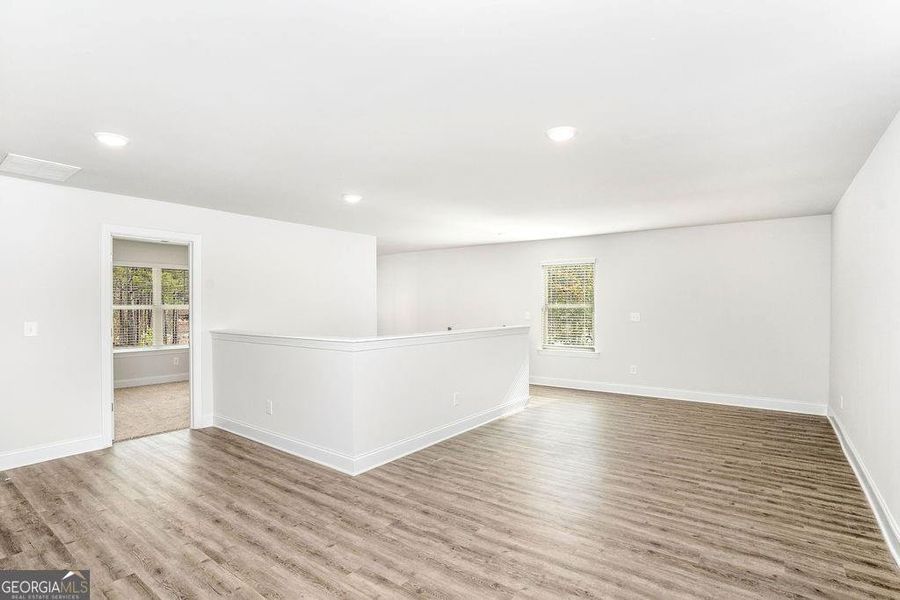 Spacious, unfurnished interior of a new home in Waters Edge, Mansfield (Image 9).