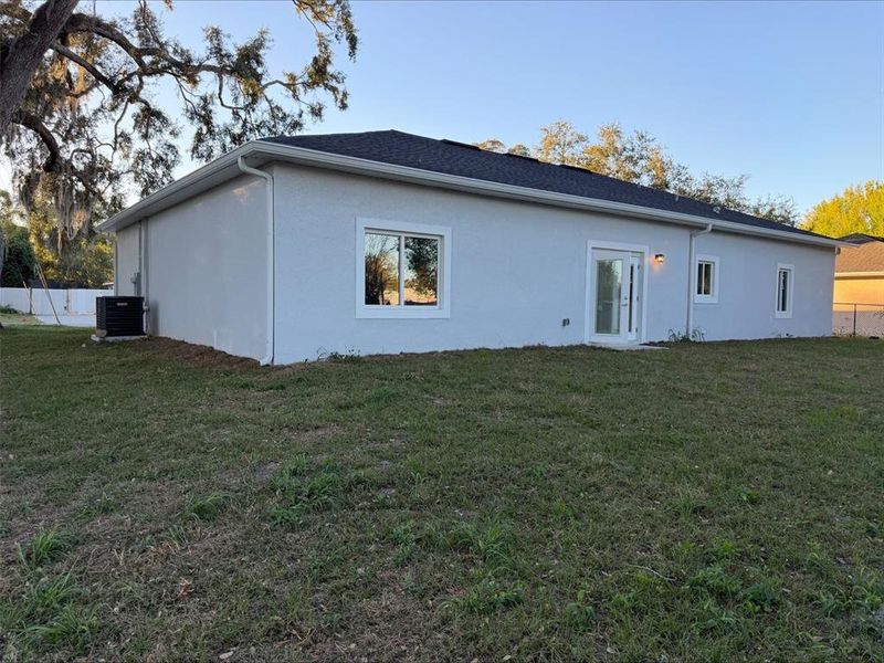Exterior details and patio area of a home in , Kissimmee (Image 2). Exterior details and patio area of a home in , Kissimmee (Image 2).