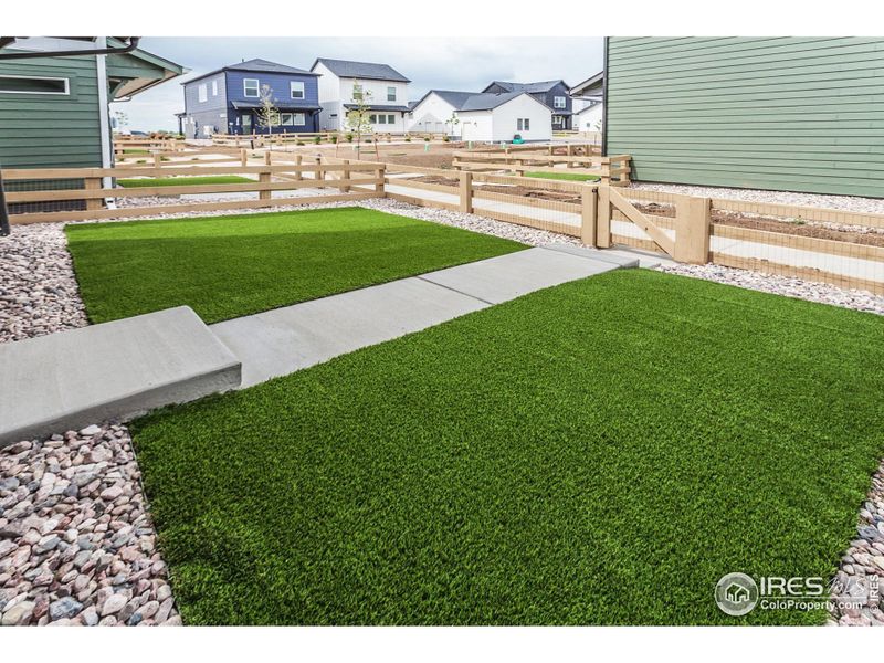 EXAMPLE PHOTO: LANDSCAPING W/ ARTIFICIAL TURF EXAMPLE PHOTO: LANDSCAPING W/ ARTIFICIAL TURF