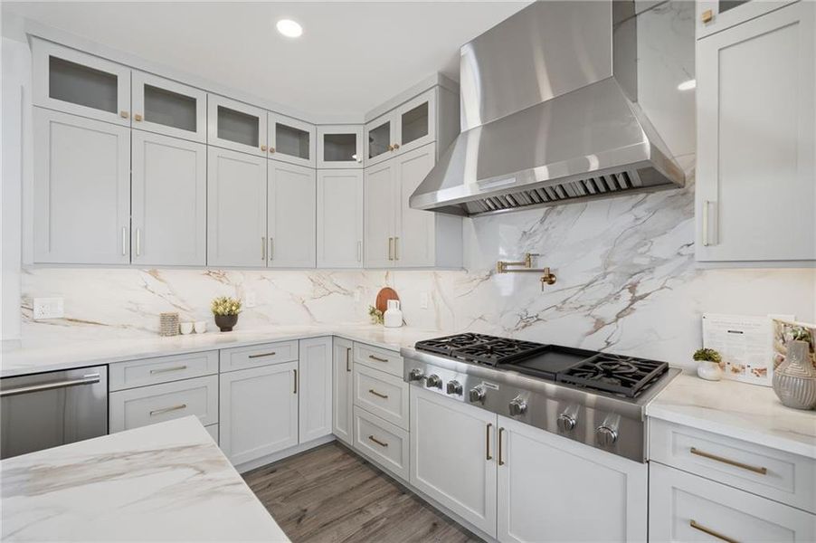 Furnished interior view inside a new home in , Roswell (Image 42).