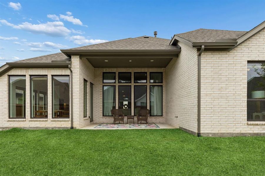 Exterior details and patio area of a home in , Lavon (Image 27).