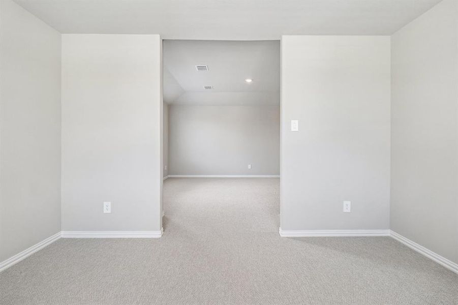 Spacious, unfurnished interior of a new home in Eastridge - Signature Series, Princeton (Image 27). Spacious, unfurnished interior of a new home in Eastridge - Signature Series, Princeton (Image 27).