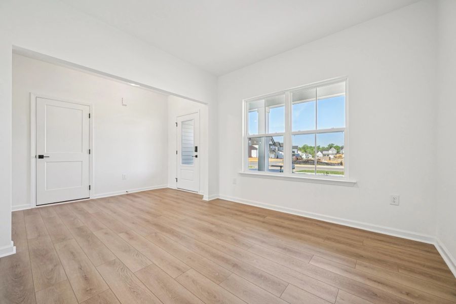 Representative images and renderings are for illustrative purposes. Actual structural options and design finishes of home may vary. Representative images and renderings are for illustrative purposes. Actual structural options and design finishes of home may vary.