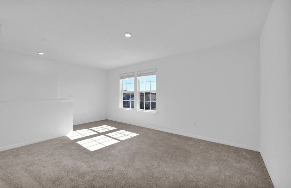 Spacious, unfurnished interior of a new home in Wells Landing, Jacksonville (Image 25).