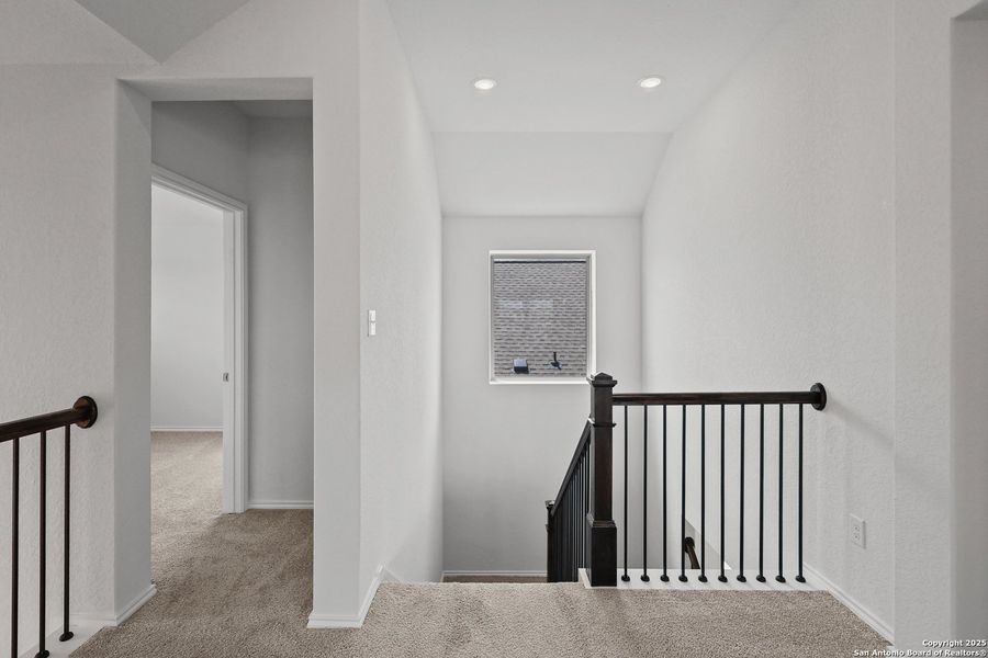 Spacious, unfurnished interior of a new home in Overlook at Creekside, New Braunfels (Image 24).