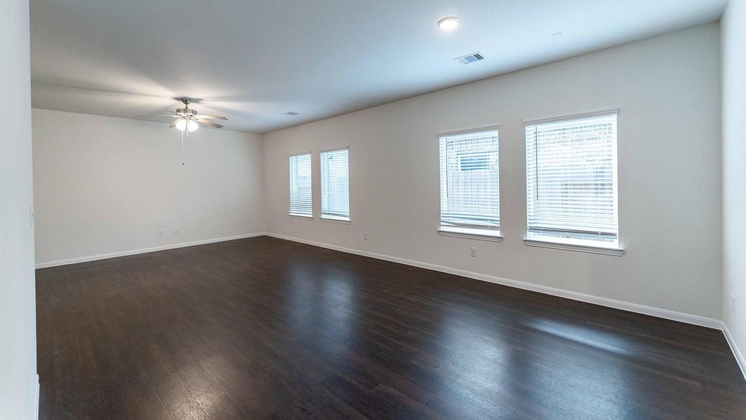 Spacious, unfurnished interior of a new home in The Canopies, Splendora (Image 15).