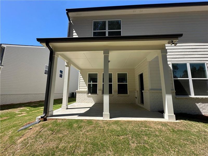 Exterior details and patio area of a home in Kentmere, Auburn (Image 28).