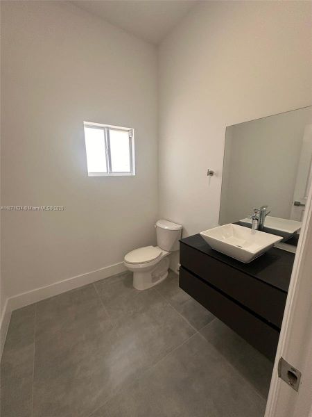 Furnished interior view inside a new home in , Fort Lauderdale (Image 2). Furnished interior view inside a new home in , Fort Lauderdale (Image 2).