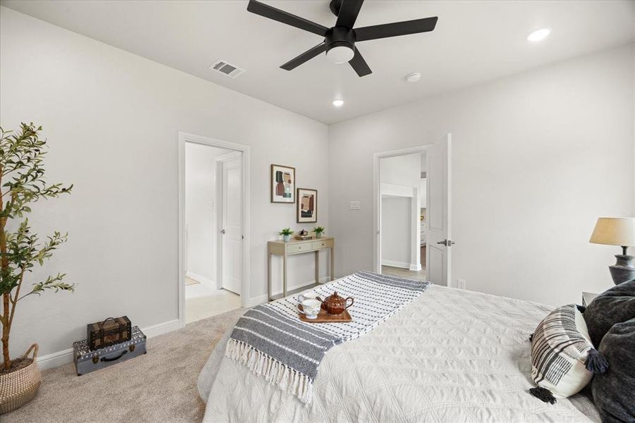 Furnished interior view inside a new home in , Granbury (Image 9).