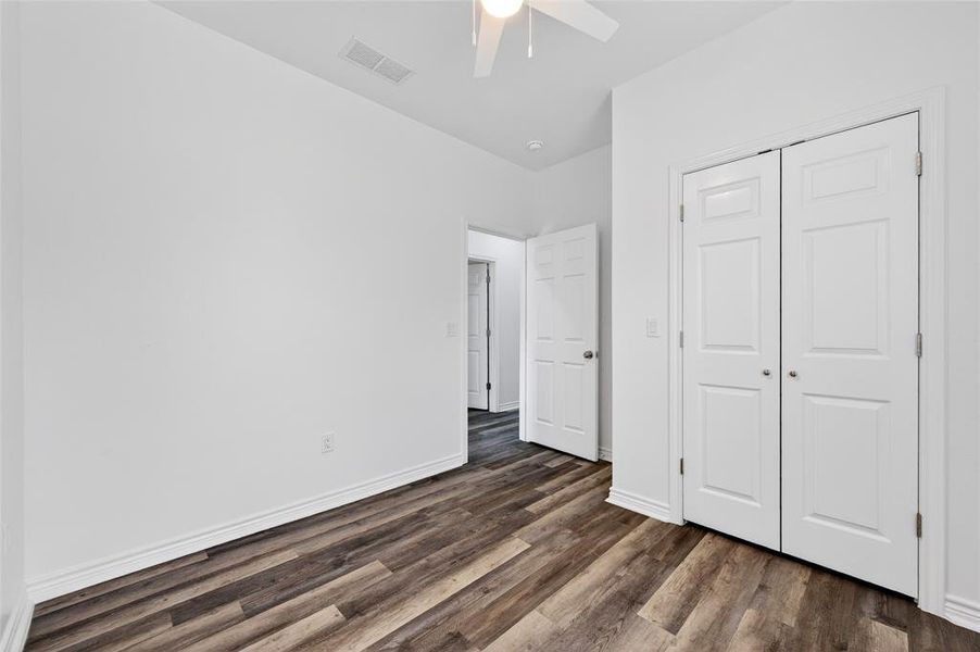 Spacious, unfurnished interior of a new home in , Denison (Image 22).