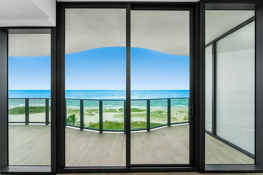 Primary sliding doors