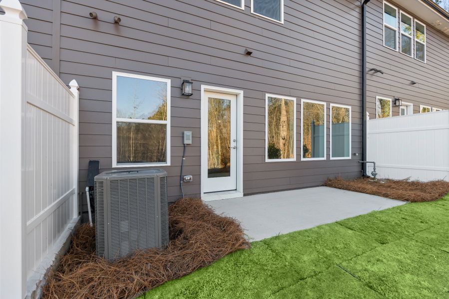 Exterior details and patio area of a home in Grandview Terrace, Canton (Image 3).