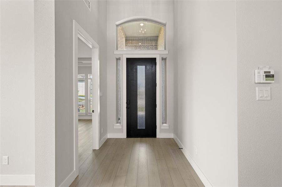 2213 Pelican- ENtry-1