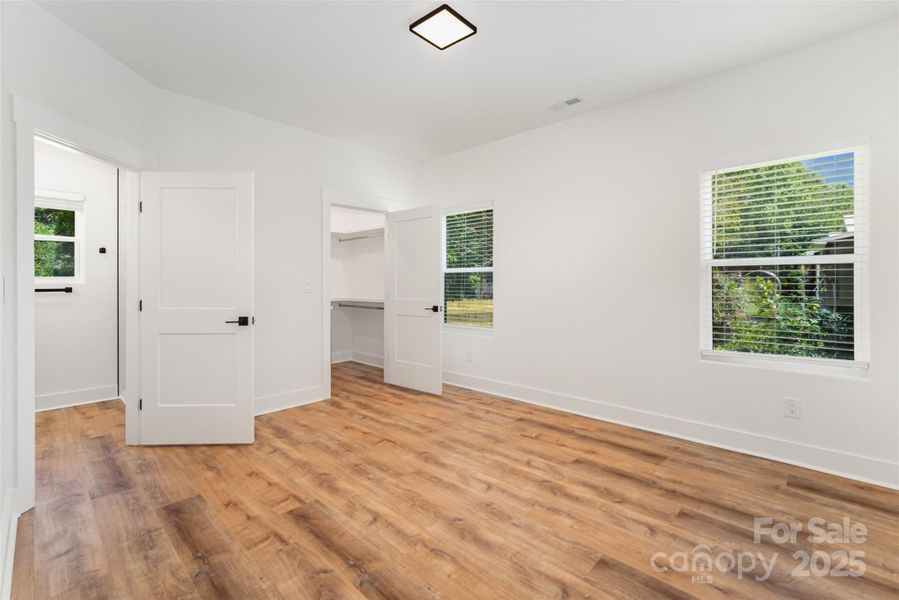 Spacious, unfurnished interior of a new home in , Mooresville (Image 20). Spacious, unfurnished interior of a new home in , Mooresville (Image 20).