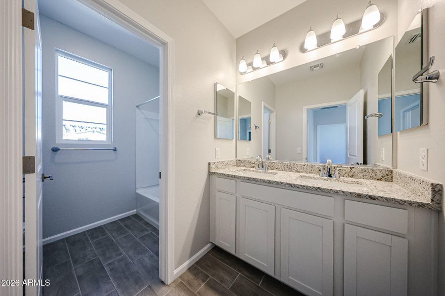 28_Radiant-Superstition-Vista_New-Home-f