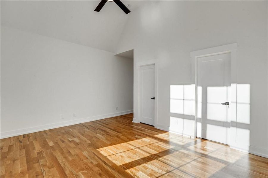 Spacious, unfurnished interior of a new home in , Gainesville (Image 59).