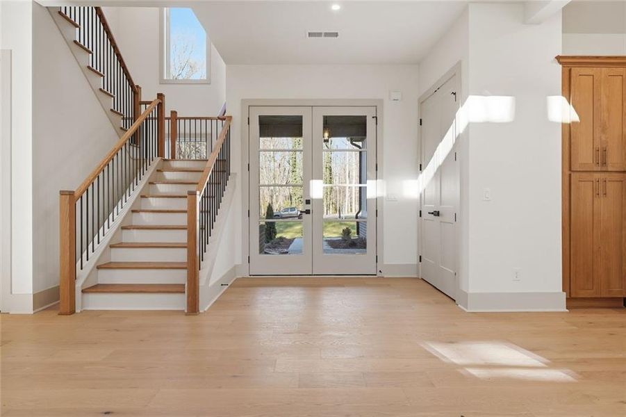 Spacious, unfurnished interior of a new home in , Sugar Hill (Image 29).