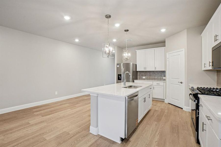 Photo is not of the actual home, but is an inspirational photo of builder’s model home and may depict options, furnishings, and/or decorator features that are not included. Photo is not of the actual home, but is an inspirational photo of builder’s model home and may depict options, furnishings, and/or decorator features that are not included.
