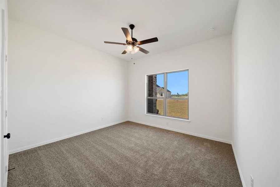 Spacious, unfurnished interior of a new home in , Waxahachie (Image 21).