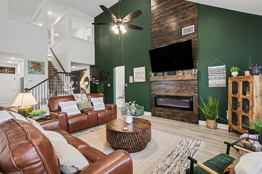 Furnished interior view inside a new home in Silo Mills, Joshua (Image 33).