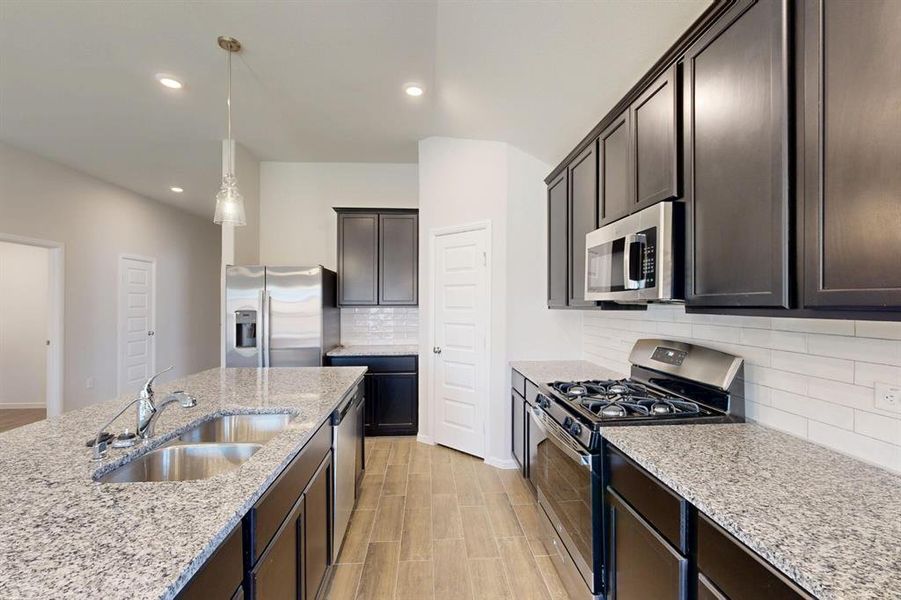 Furnished interior view inside a new home in Mobberly Farms, Pilot Point (Image 7).
