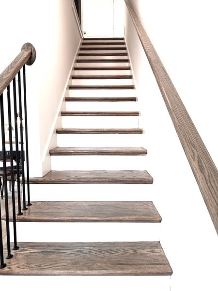 Furnished interior view inside a new home in Grants Court, Charleston (Image 18).