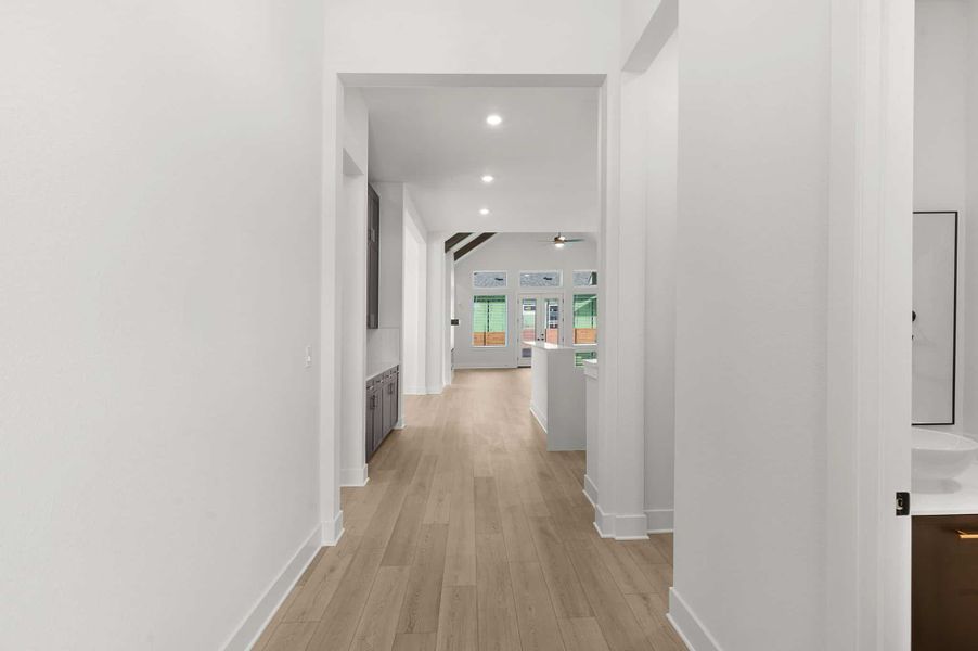 Spacious, unfurnished interior of a new home in Broken Oak, Georgetown (Image 21). Spacious, unfurnished interior of a new home in Broken Oak, Georgetown (Image 21).