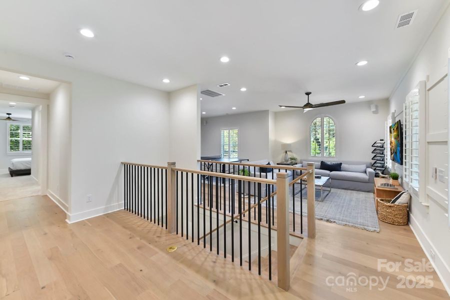 Image 36 of a home in .