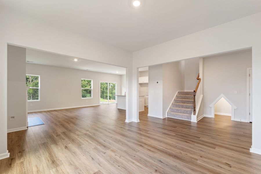 Image 32 of a home in Richmond Hill.