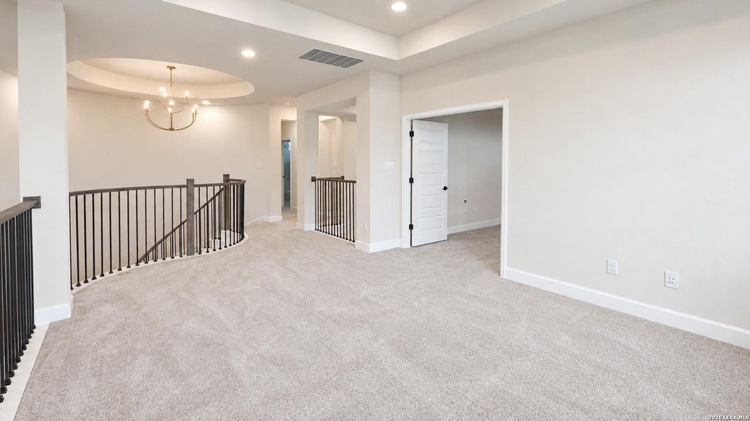 Spacious, unfurnished interior of a new home in Mayfair, New Braunfels (Image 24).