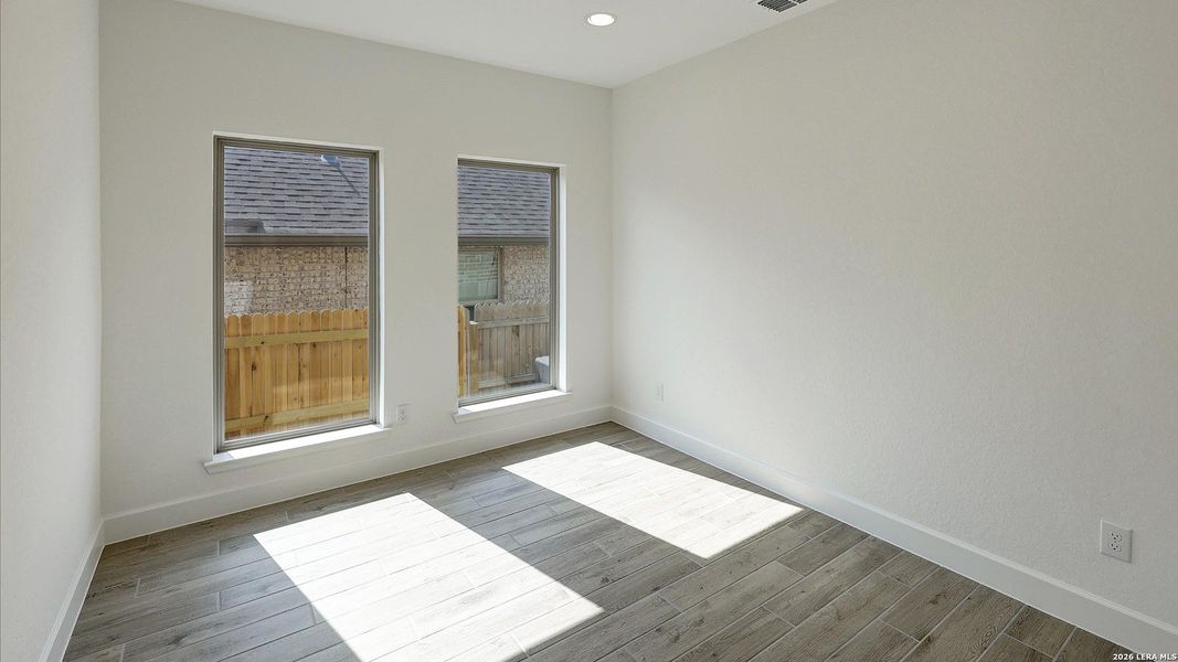 Spacious, unfurnished interior of a new home in Arcadia Ridge, San Antonio (Image 17). Spacious, unfurnished interior of a new home in Arcadia Ridge, San Antonio (Image 17).