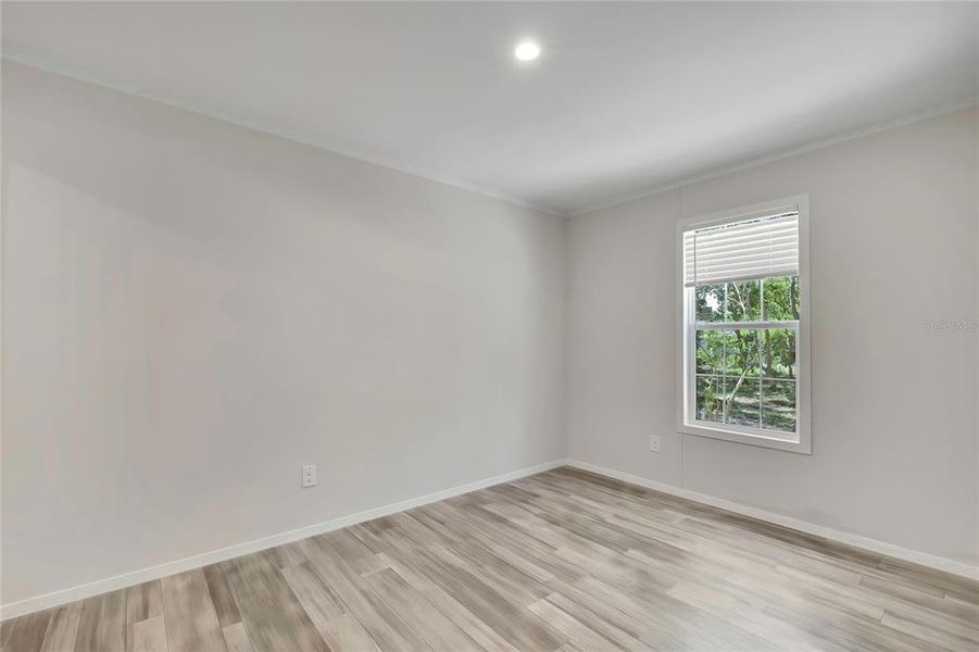 Spacious, unfurnished interior of a new home in , Hernando (Image 20).