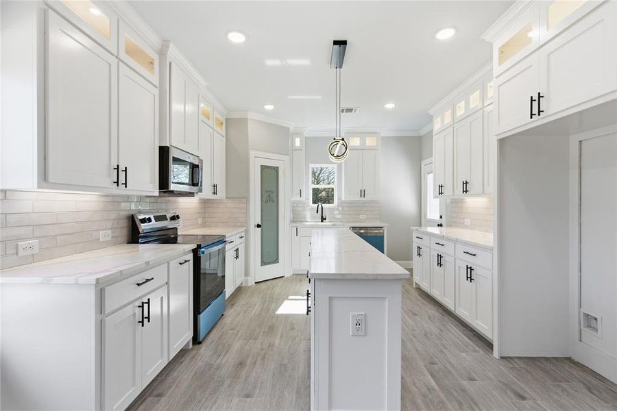 Furnished interior view inside a new home in , Tom Bean (Image 12).