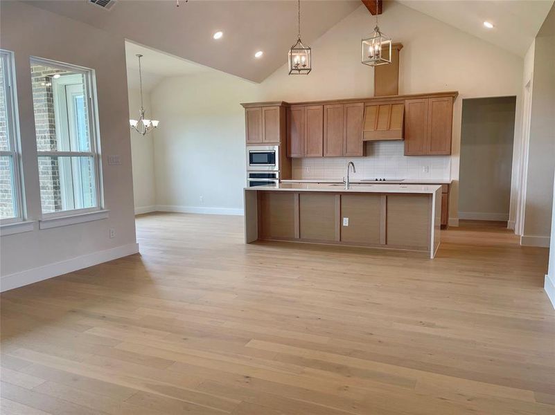 Furnished interior view inside a new home in Tuscan Estates, Waxahachie (Image 7).