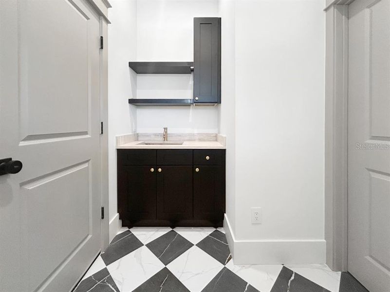 Furnished interior view inside a new home in , Gulfport (Image 10).