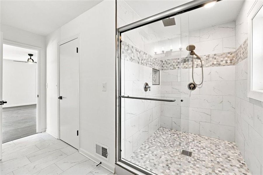 Furnished interior view inside a new home in , Acworth (Image 10).