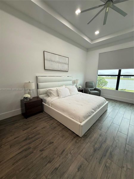 Furnished interior view inside a new home in , Port St. Lucie (Image 34).