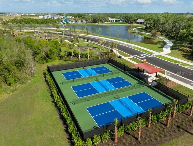 Community amenities in North River Ranch – Garden Series, Parrish (Image 16).