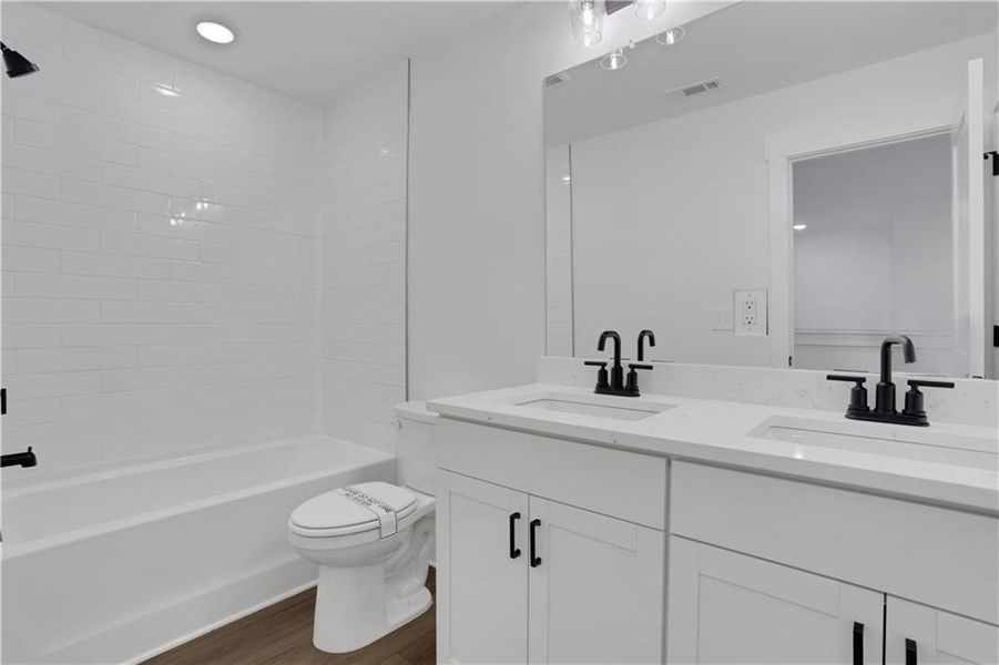 Furnished interior view inside a new home in Twin Lakes, Hoschton (Image 16). Furnished interior view inside a new home in Twin Lakes, Hoschton (Image 16).