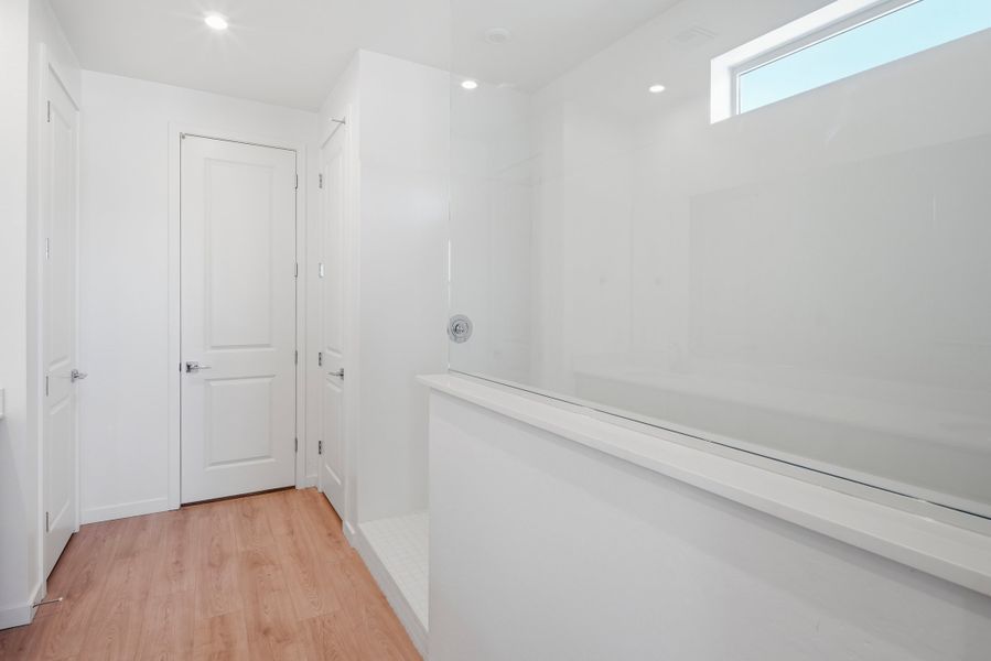 Spacious, unfurnished interior of a new home in Montana Vista - Summit: Summit, Buckeye (Image 21).