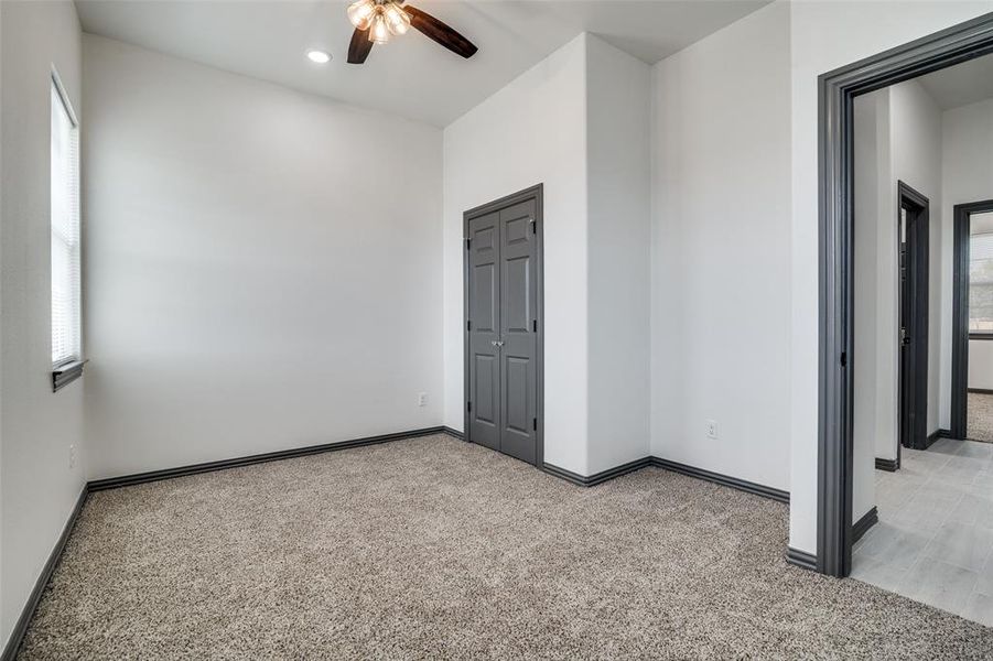 Spacious, unfurnished interior of a new home in , West Tawakoni (Image 14).