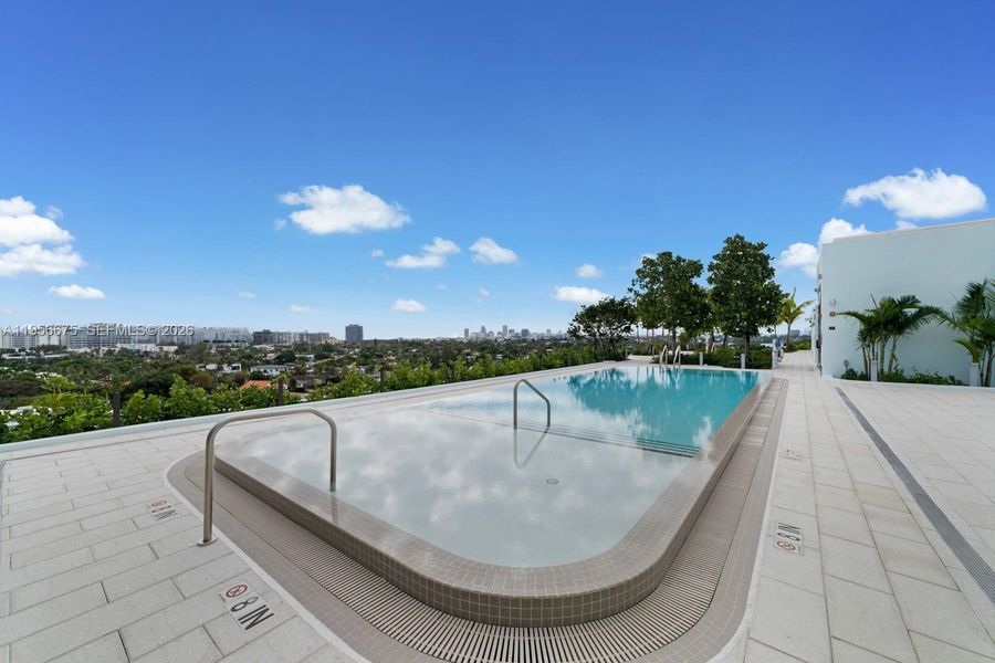 Community amenities in , Bay Harbor Islands (Image 36).