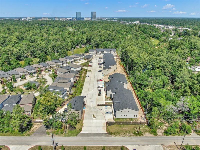 CLOSE TO I-45 IN THE WOODLANDS